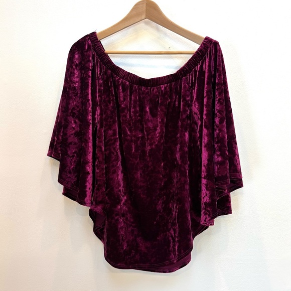 Karen Kane Crushed Velvet Off The Shoulder Bell Sleeve Flowy Boho Top Berry S - Picture 5 of 11